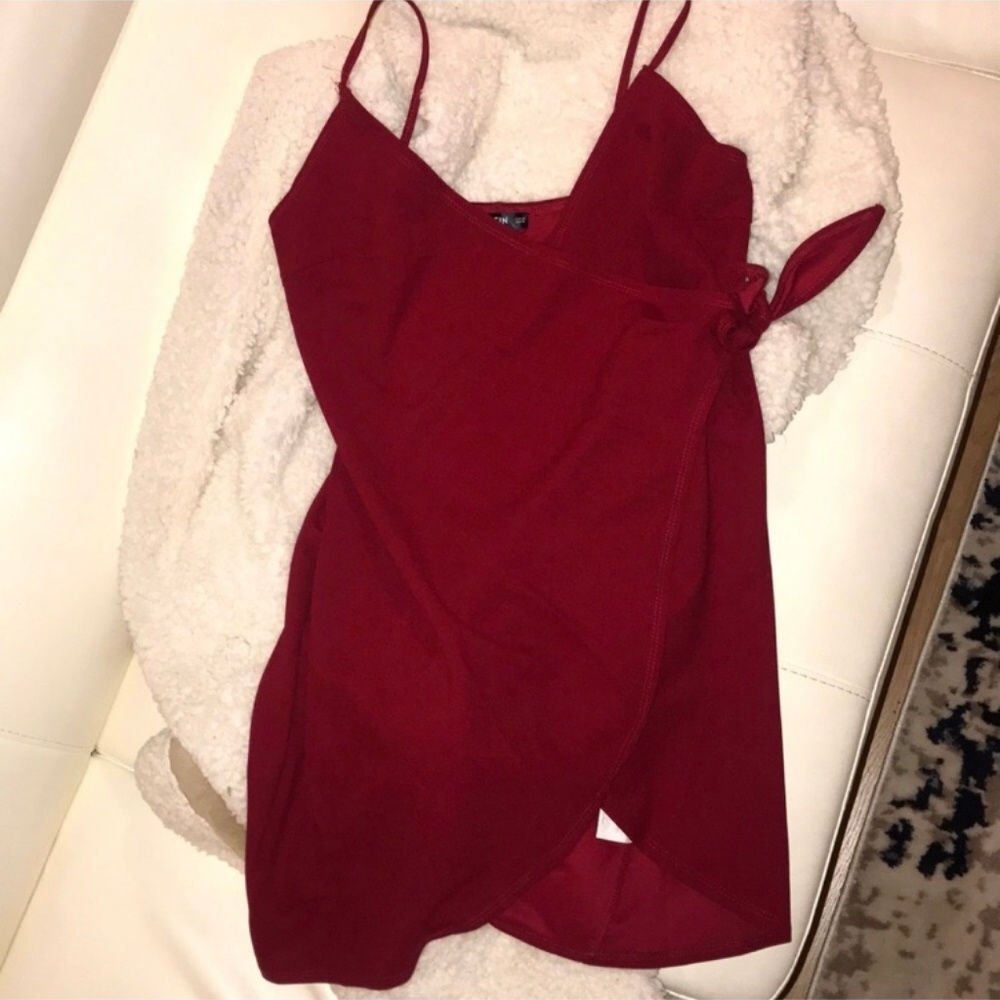 Red party dress
